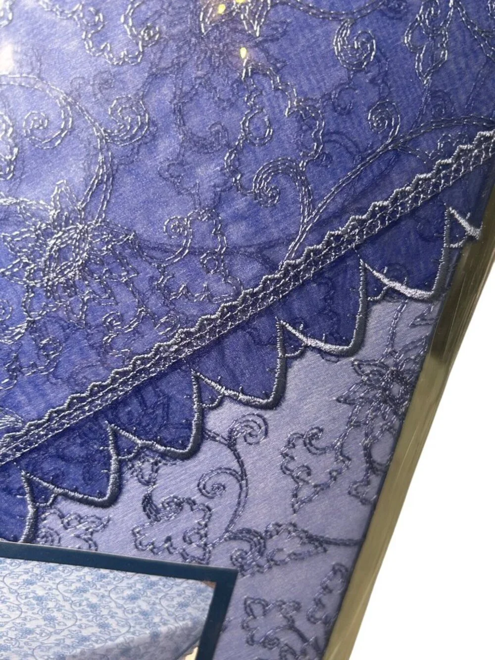 NEW Gen Collection Blue Floral Japan Jacquard Embroidered Tablecloth 100x100cm